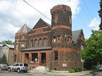 Heritage Hill, OH - Saint Anne's Hill Historic District - Wikipedia